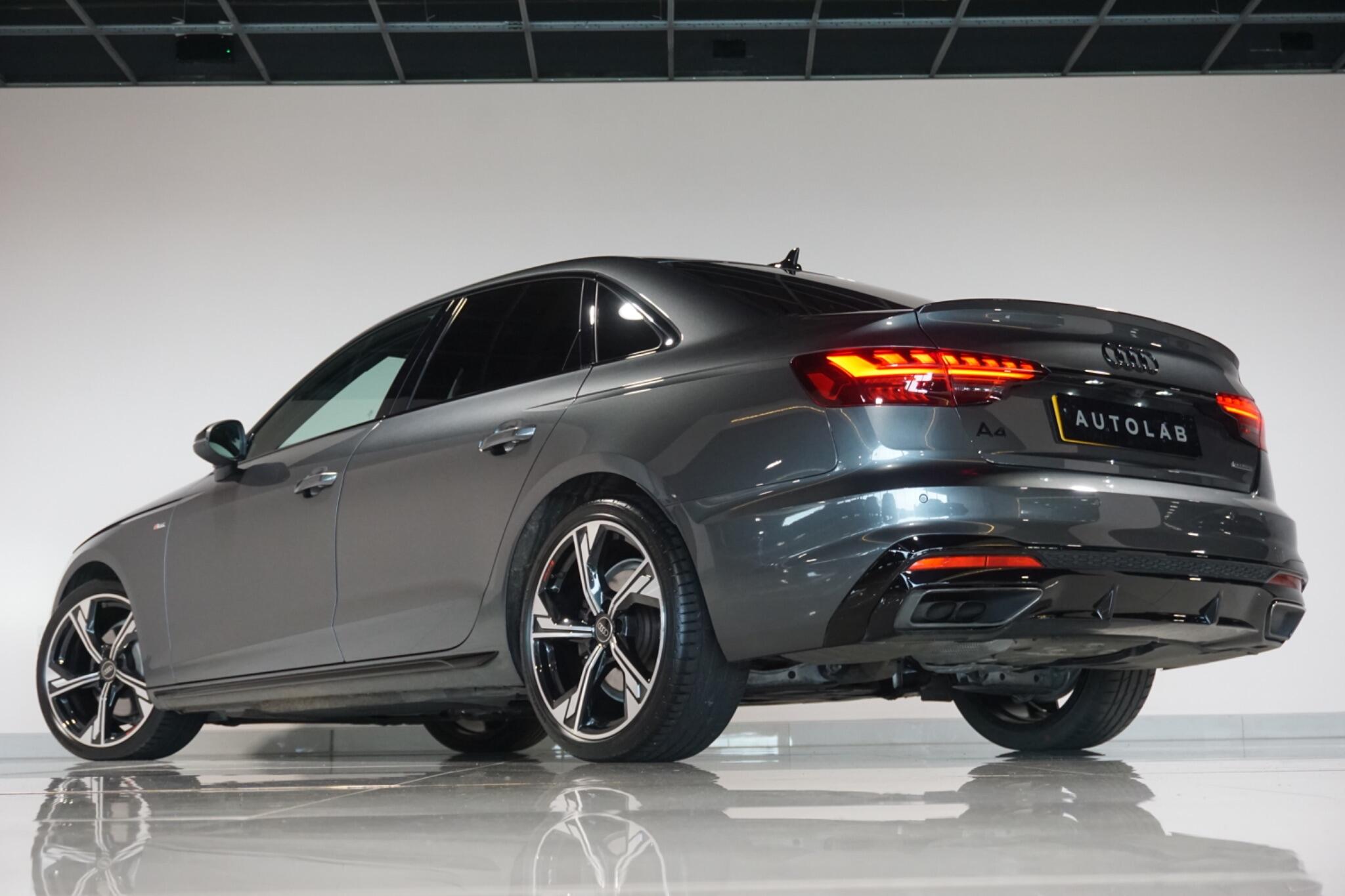 Audi A4 2.0 TDI 40 Black Edition Saloon 4dr Diesel S Tronic quattro Euro 6 (s/s) (204 ps)